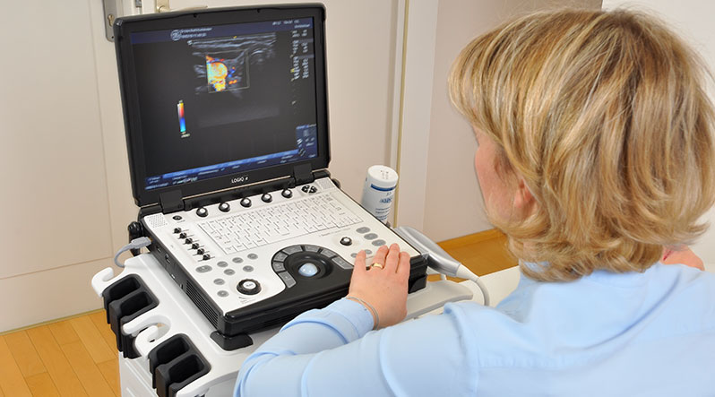 Ultraschalluntersuchungen - Dr. Iris Wolf-Kohlmeier - Spezialgebiet Schilddrüsen-Erkrankungen